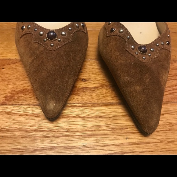 MICHAEL KORS BROWN SUEDE LEATHER POINTY TOE PUMPS - Picture 2 of 8